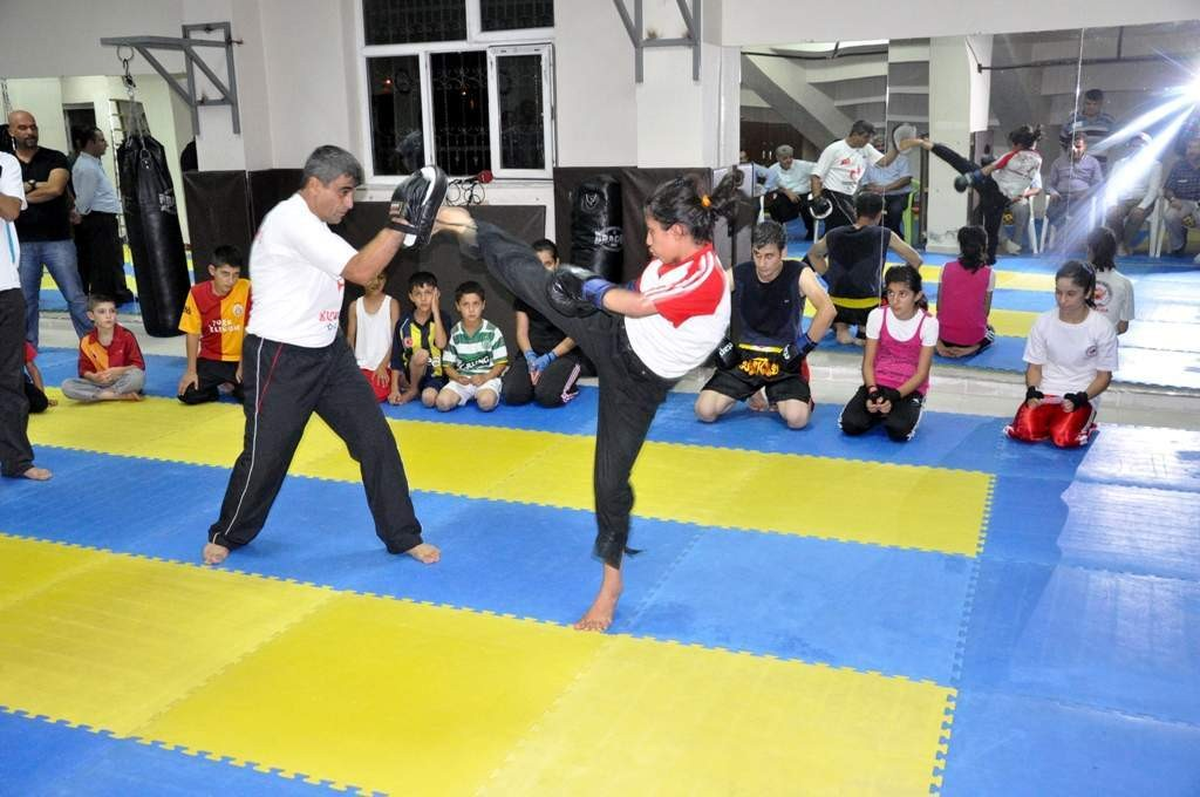 Başkanvekili Aydın Sporcuların Çalışmalarını İzledi