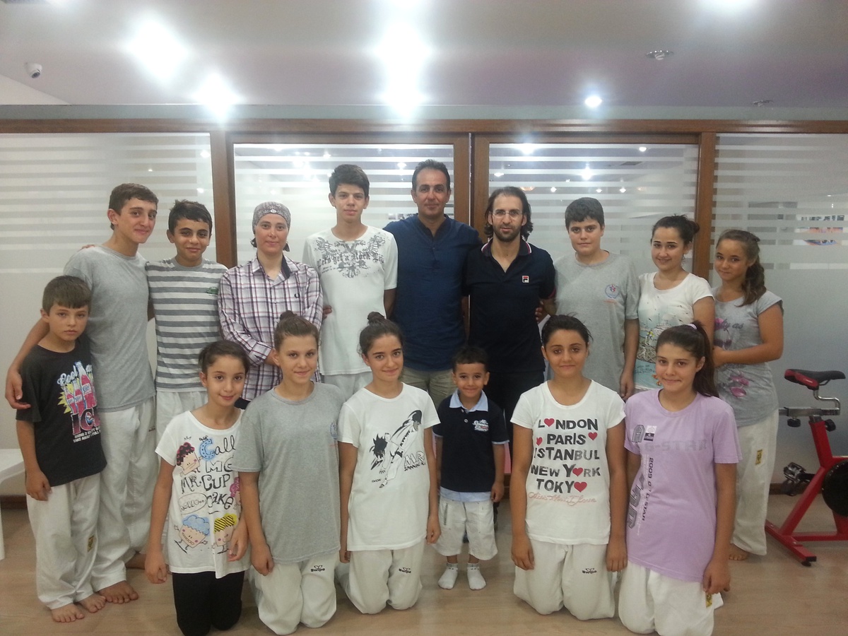 Akar Gsk ve Fitform Sport Center Şampiyonları Ağırladı