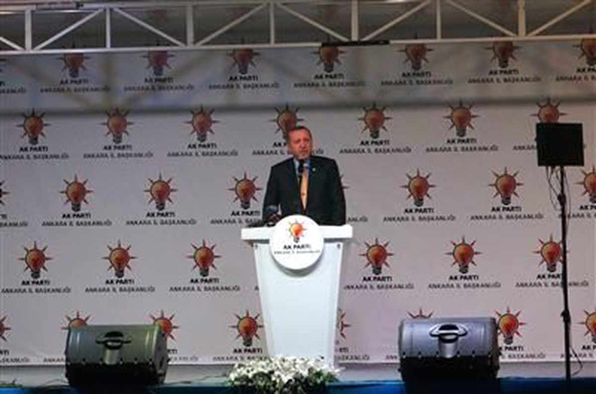 Başbakan Recep Tayyip Erdoğan, "İran Genelkurmay Başkanı\'nın Devrim Muhafızlarına Ait Bir Siteden...