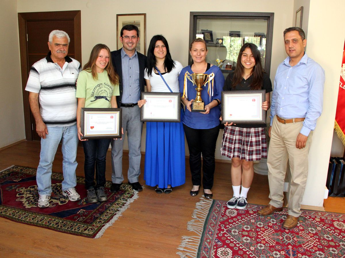 Bergama Belediyespor\'da Milli Forma Sevinci