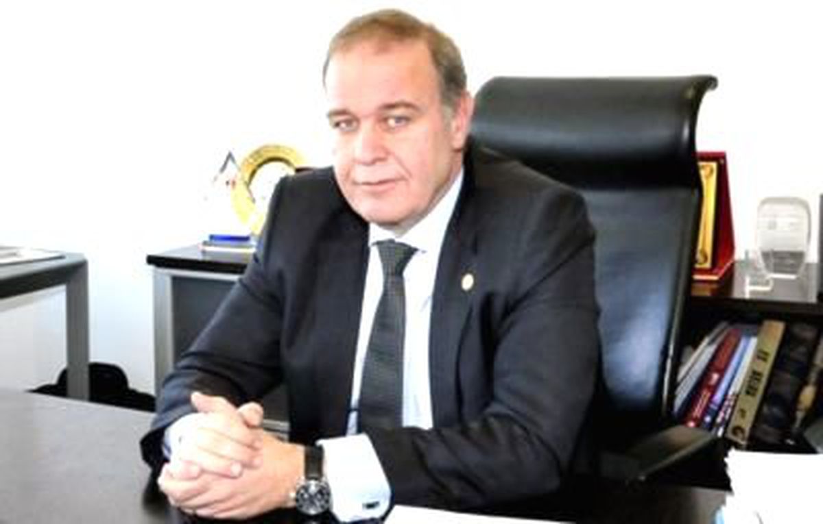 CHP Genel Başkan Yardımcısı Öztrak Ayağını Kırdı