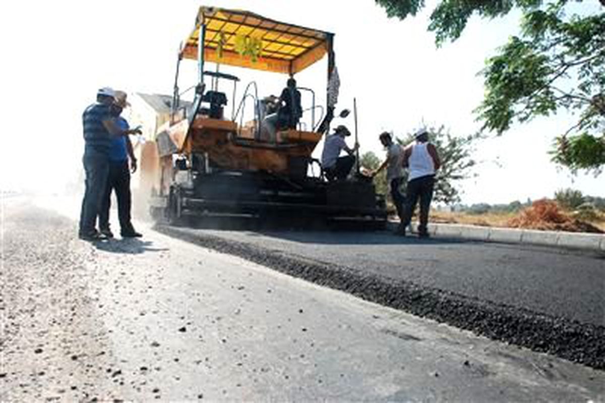 Ereğli\'de Asfalt Çalışmaları Sürüyor