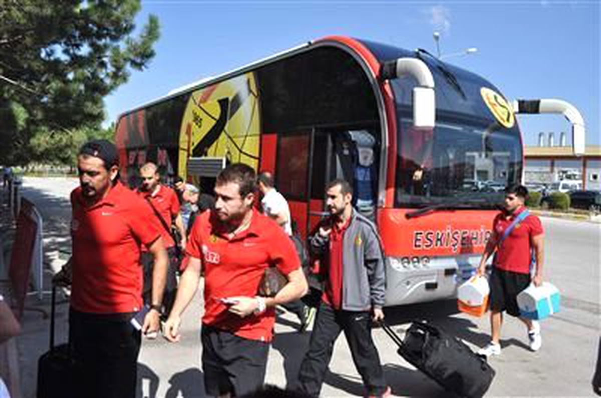 Eskişehirspor Tur İçin Marsilya\'ya Uçtu