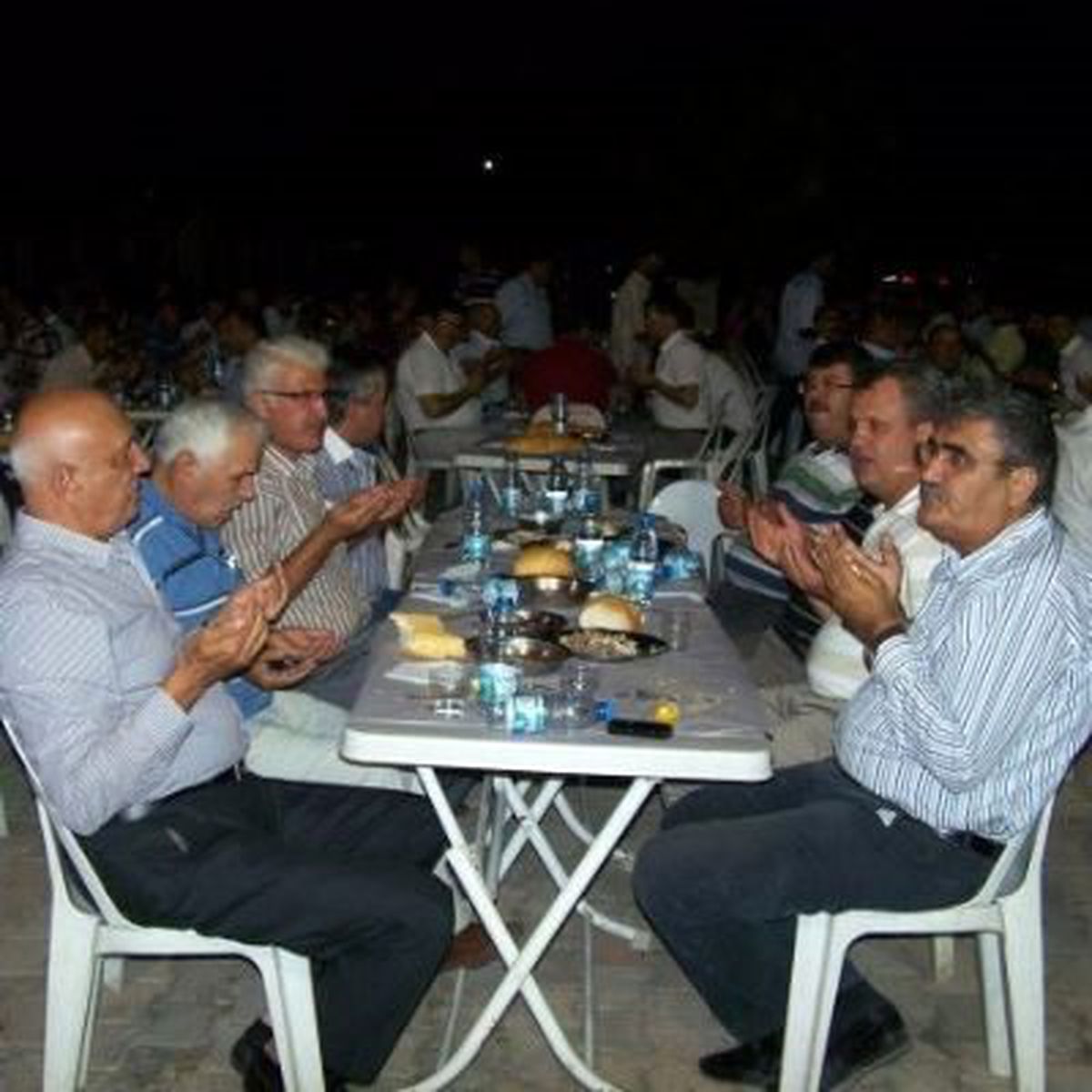 Güreş Organizasyon Komitesi Üyeleri İftarda Buluştu