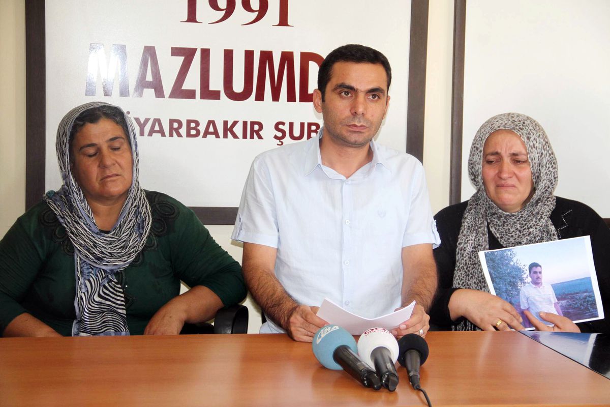 Kaçırılan Askerin Annesinden Acı Feryat