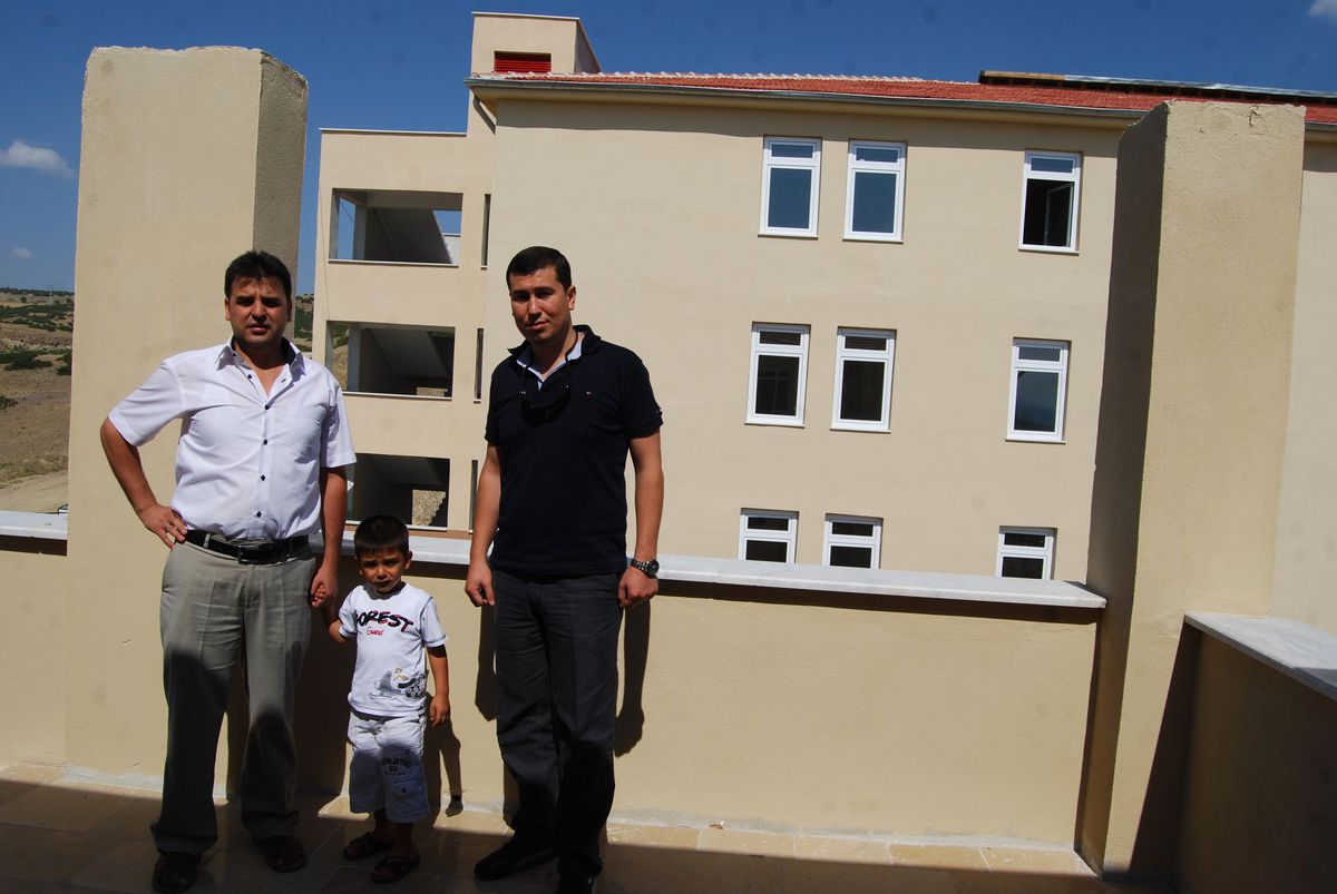 Kula Anadolu Öğretmen Lisesi İnşaatı Sürüyor