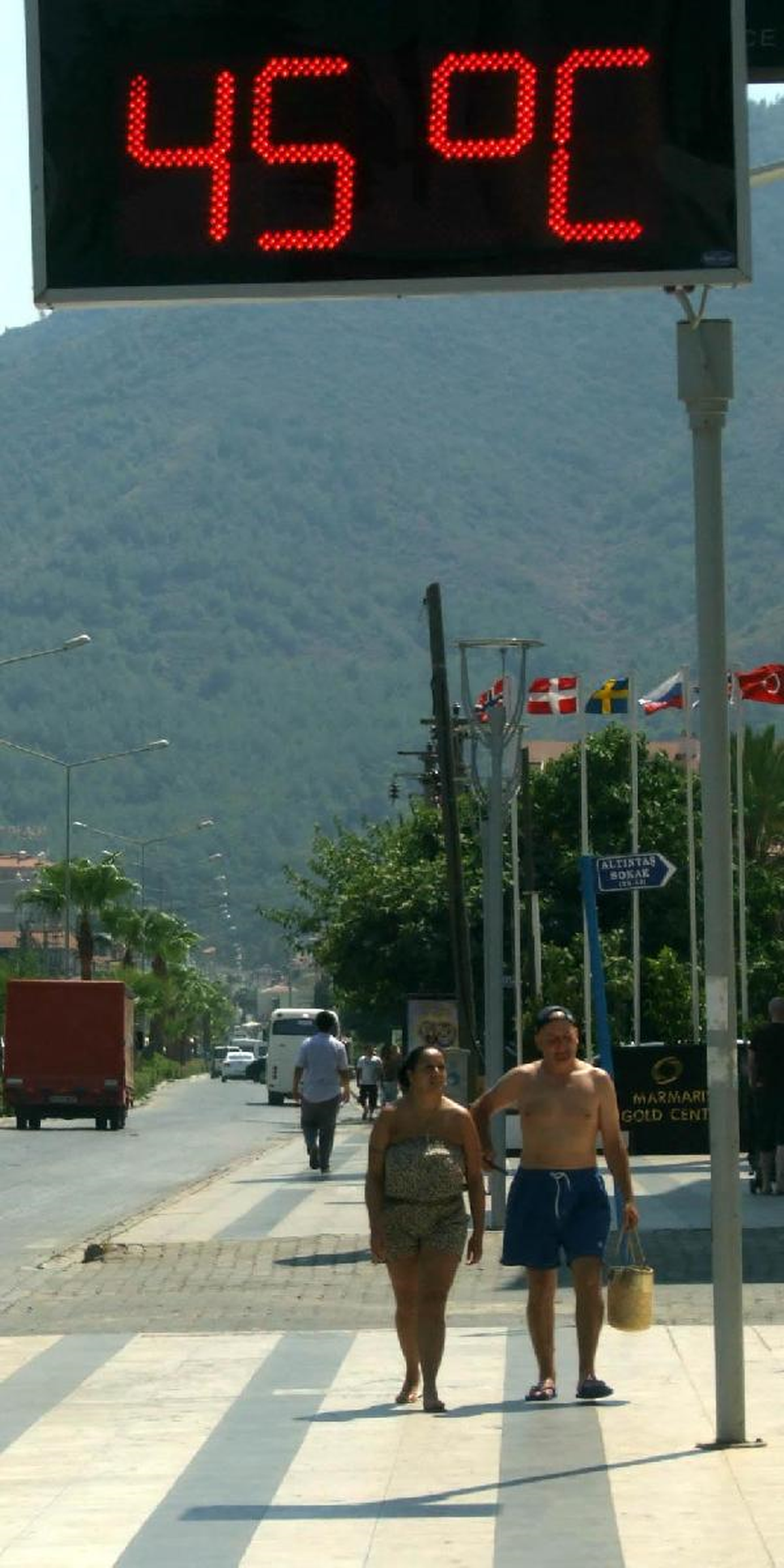 Marmaris Plajlarından Renkli Görüntüler