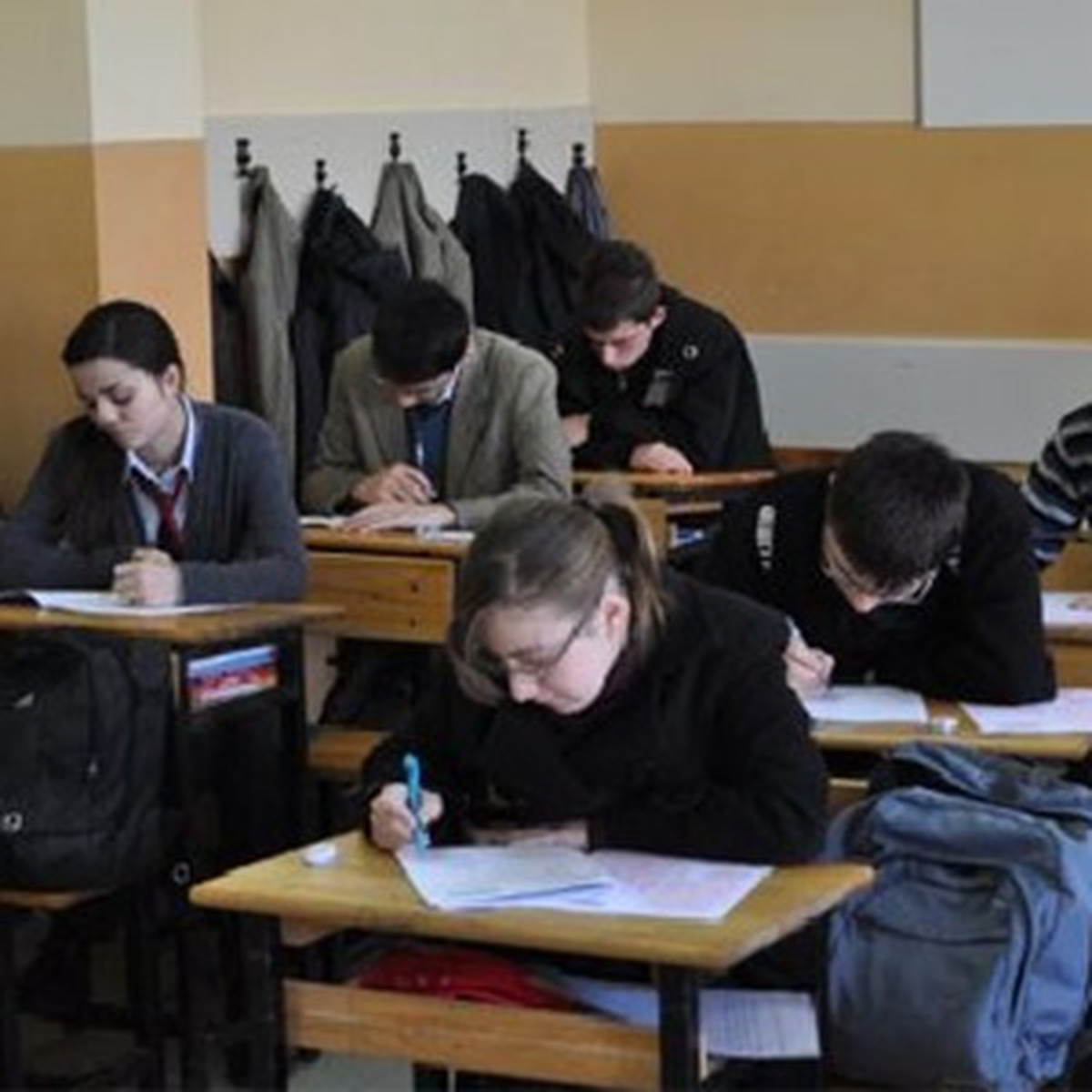 MEB\'den Öğrencilere Sınav Hakkı