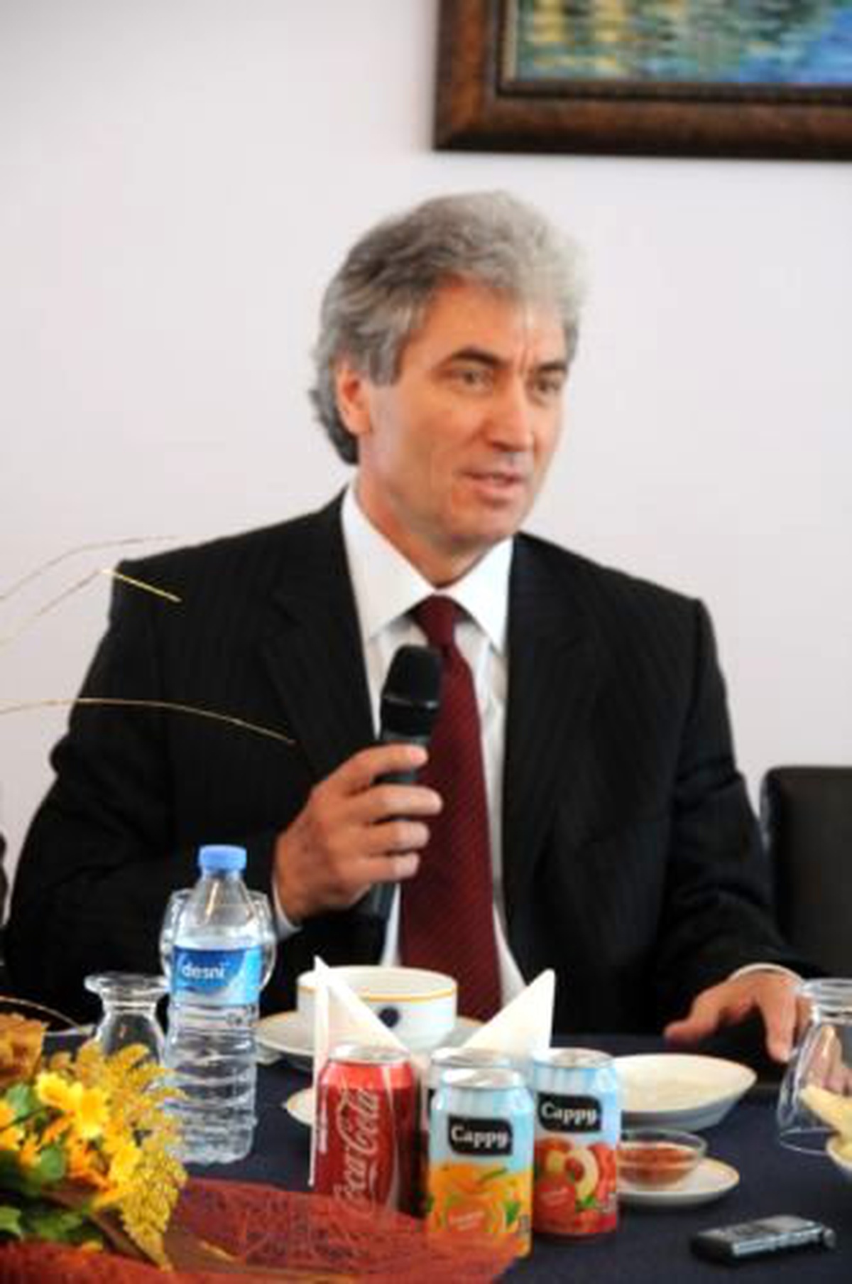 Rektör Korkmaz\'a Bilim Hizmet Ödülü