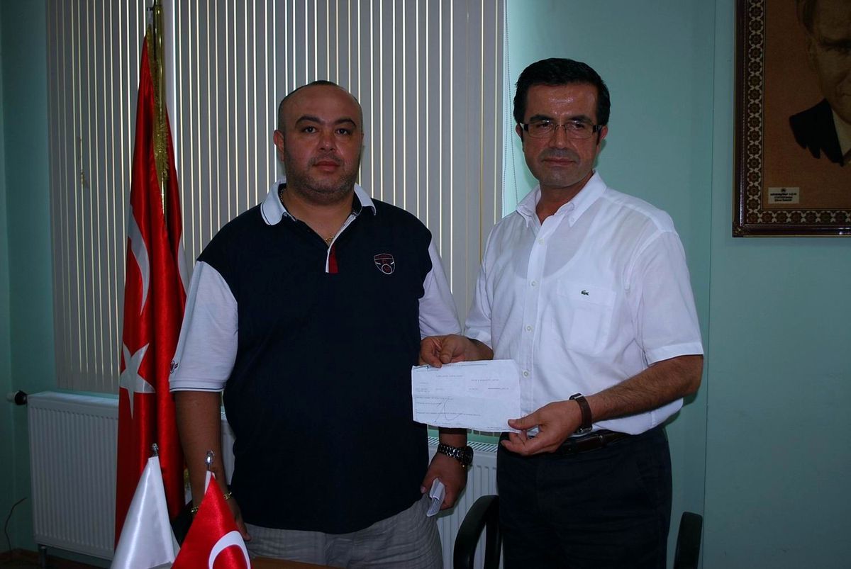 Salihli Üniversite Derneği\'nde Tüzük Değişikliği