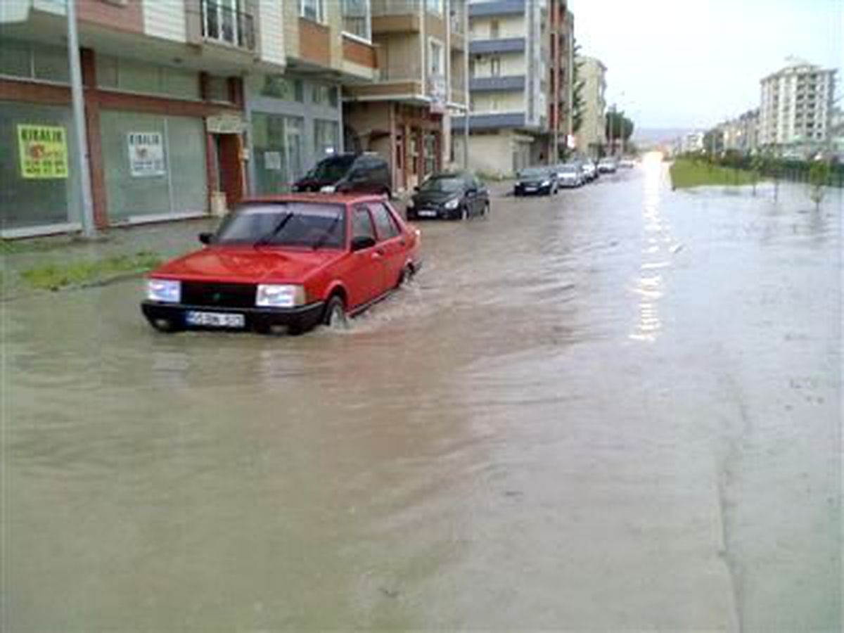 Samsun\'da Evler Yine Sular Altında