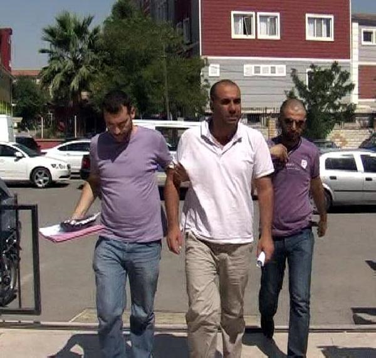Şanlıurfa Belediyesi\'nde de Yolsuzluk İddiasına 1 Gözaltı