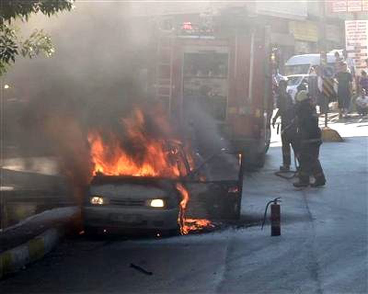 Seyir Halindeki Lpg\'li Araç Alev Alev Yandı