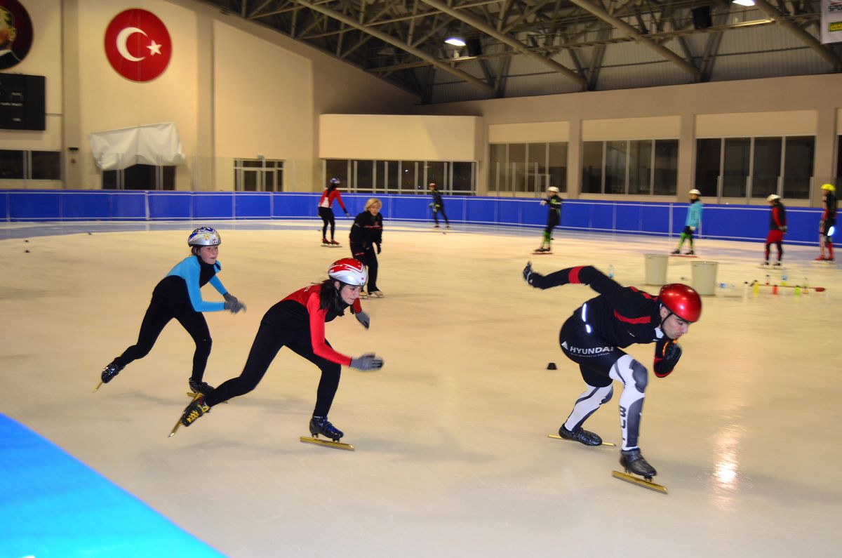 Short Trackçılar Türkiye Şampiyonasına Hazırlanıyorlar
