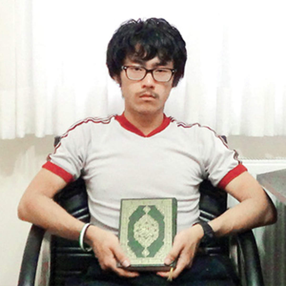 Suriye\'de Bulunan Japon Gazeteci Müslüman Oldu