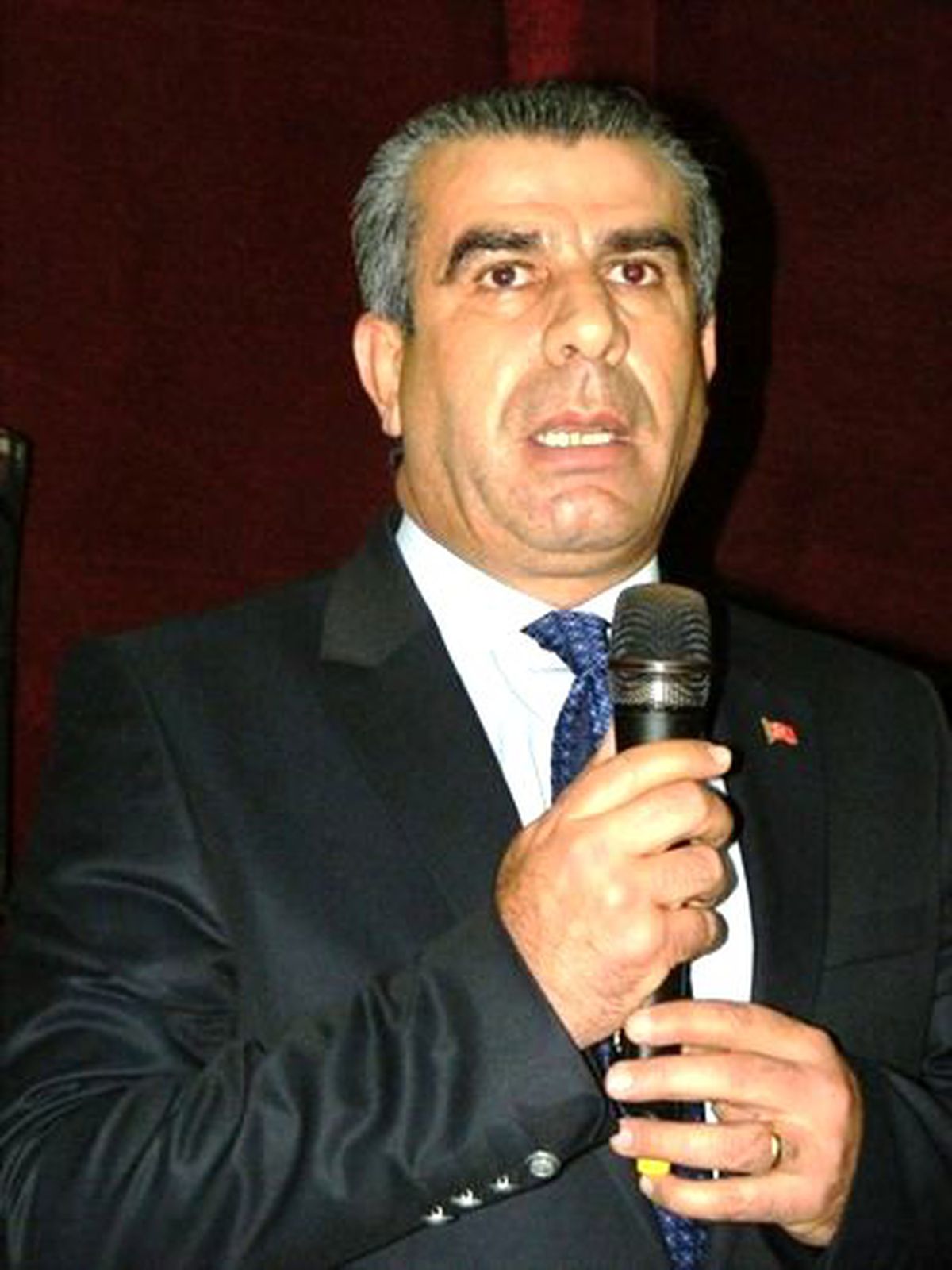 Tumlukolcu\'dan "Şenlik Bütçesi Şehit Ailelerine Bağışlansın" Teklifi