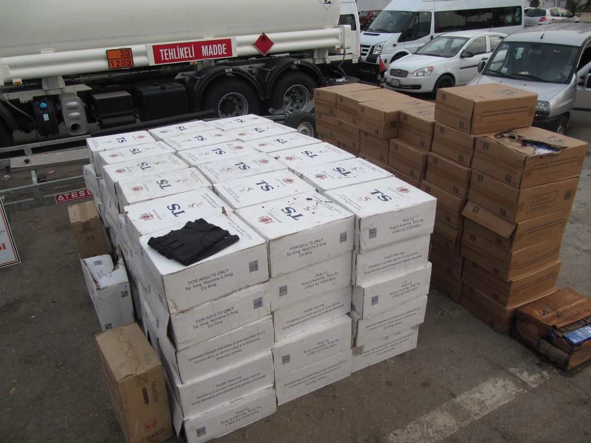 Adana\'da 163 Bin 613 Paket Kaçak Sigara Ele Geçirildi