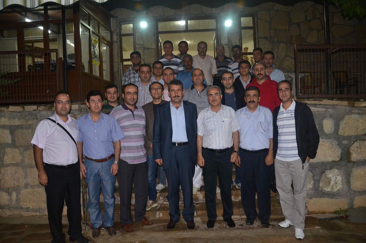 Milletvekili Mücahit Fındıklı, Doktorlarla İftar Yemeği Yedi
