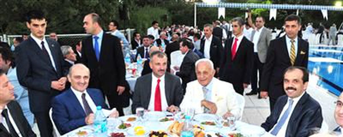 Bakan Bayraktar Dönüşüm İçin Kolları Sıvadı