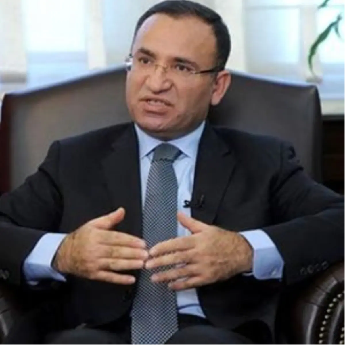 Başbakan Yardımcısı Bekir Bozdağ Kosova\'ya Geliyor