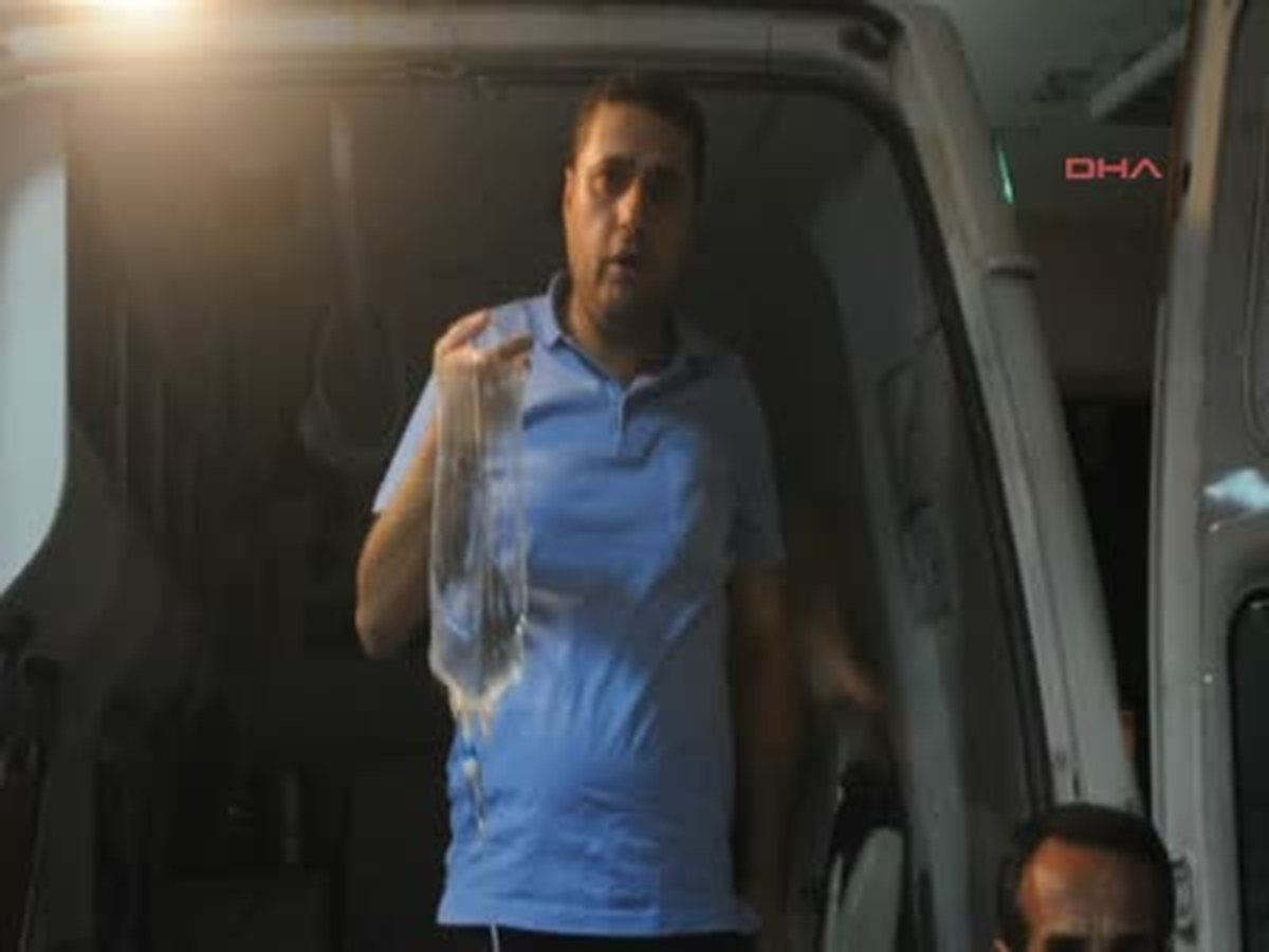 Hastanın Sedyede Bekletilmesi, Yakınlarını Kızdırdı