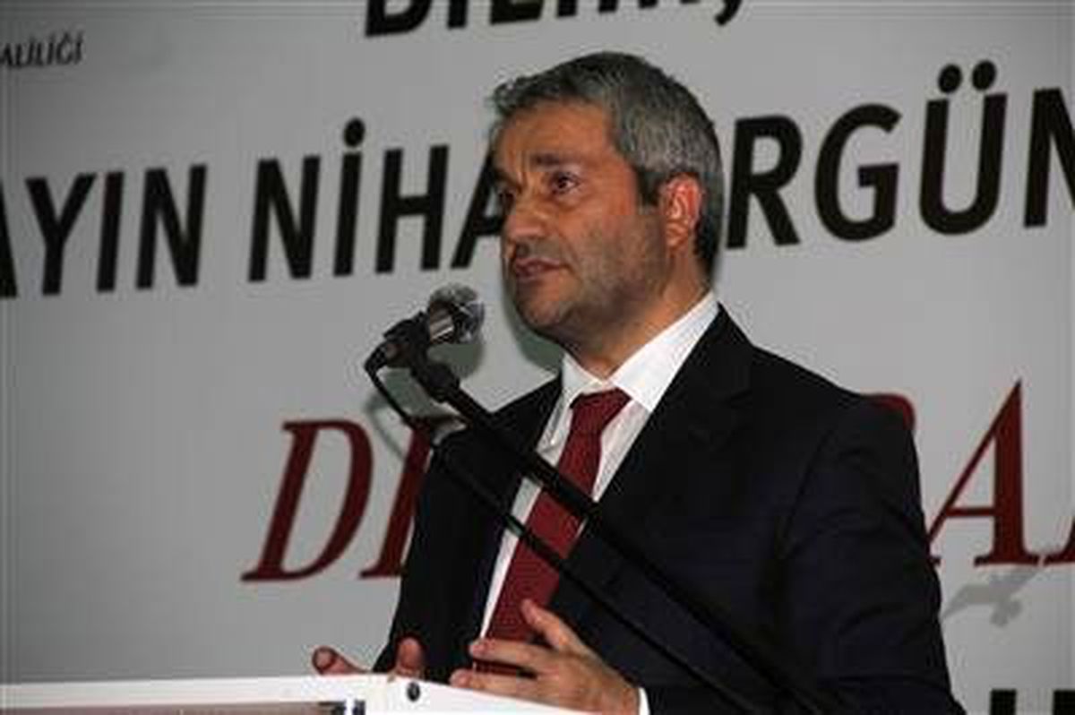 'Atılan Kurşunlar Demokrasiye de Atılmış Kurşunlardır'