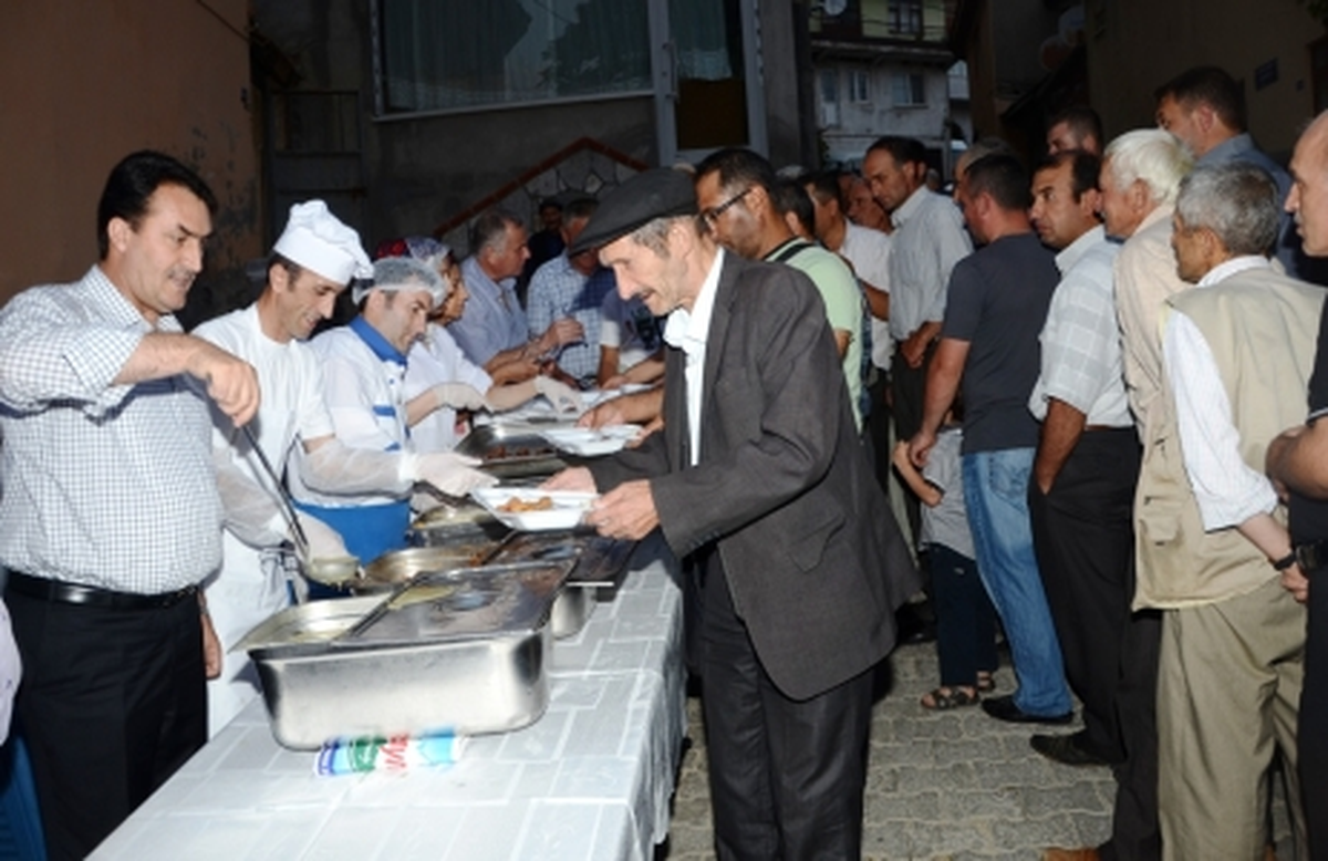 Dündar\'dan Kirazlı\'ya \'Meydan\' Müjdesi