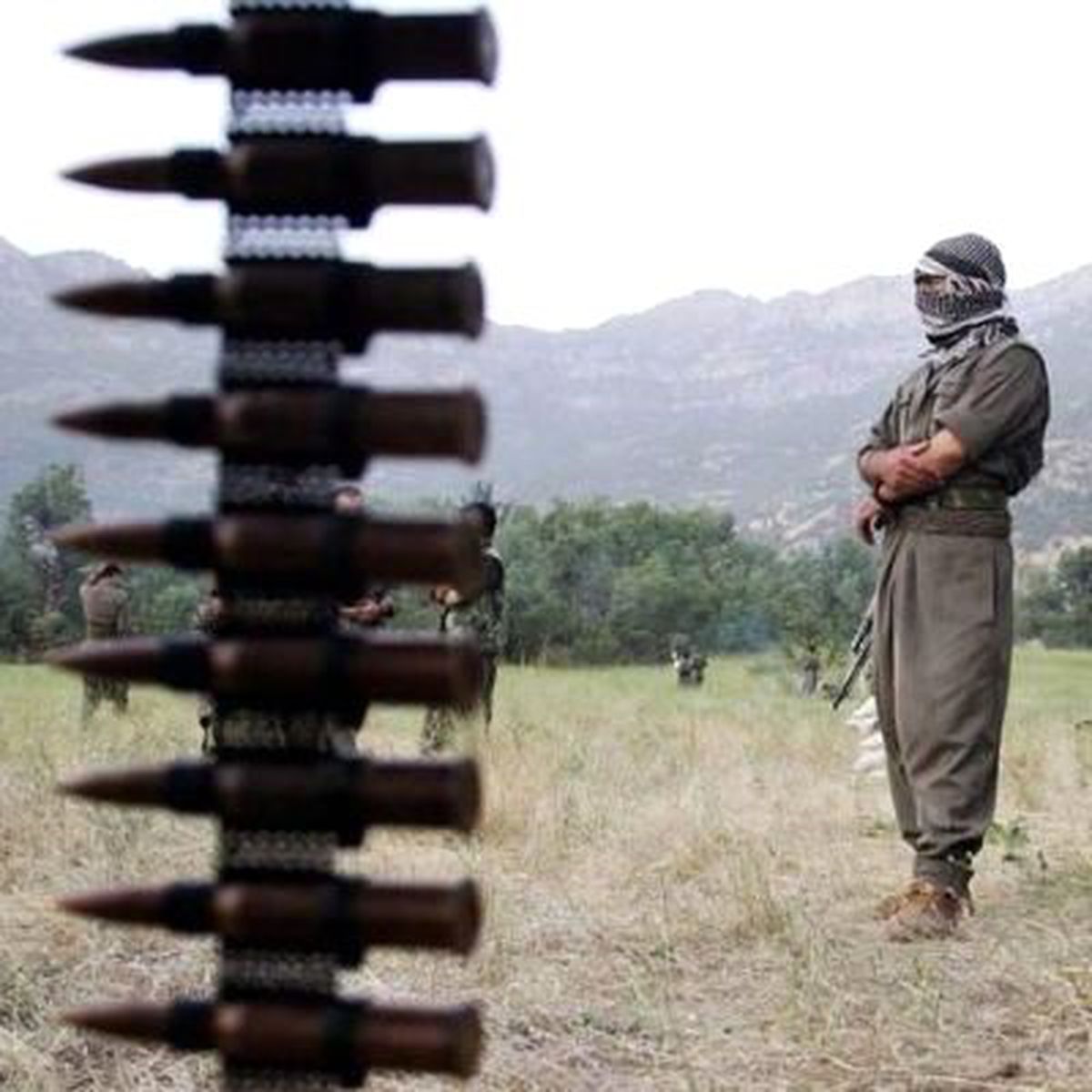Foça\'da Askeri Araca PKK Pusu: 1 Şehit, Yaralılar Var (2)