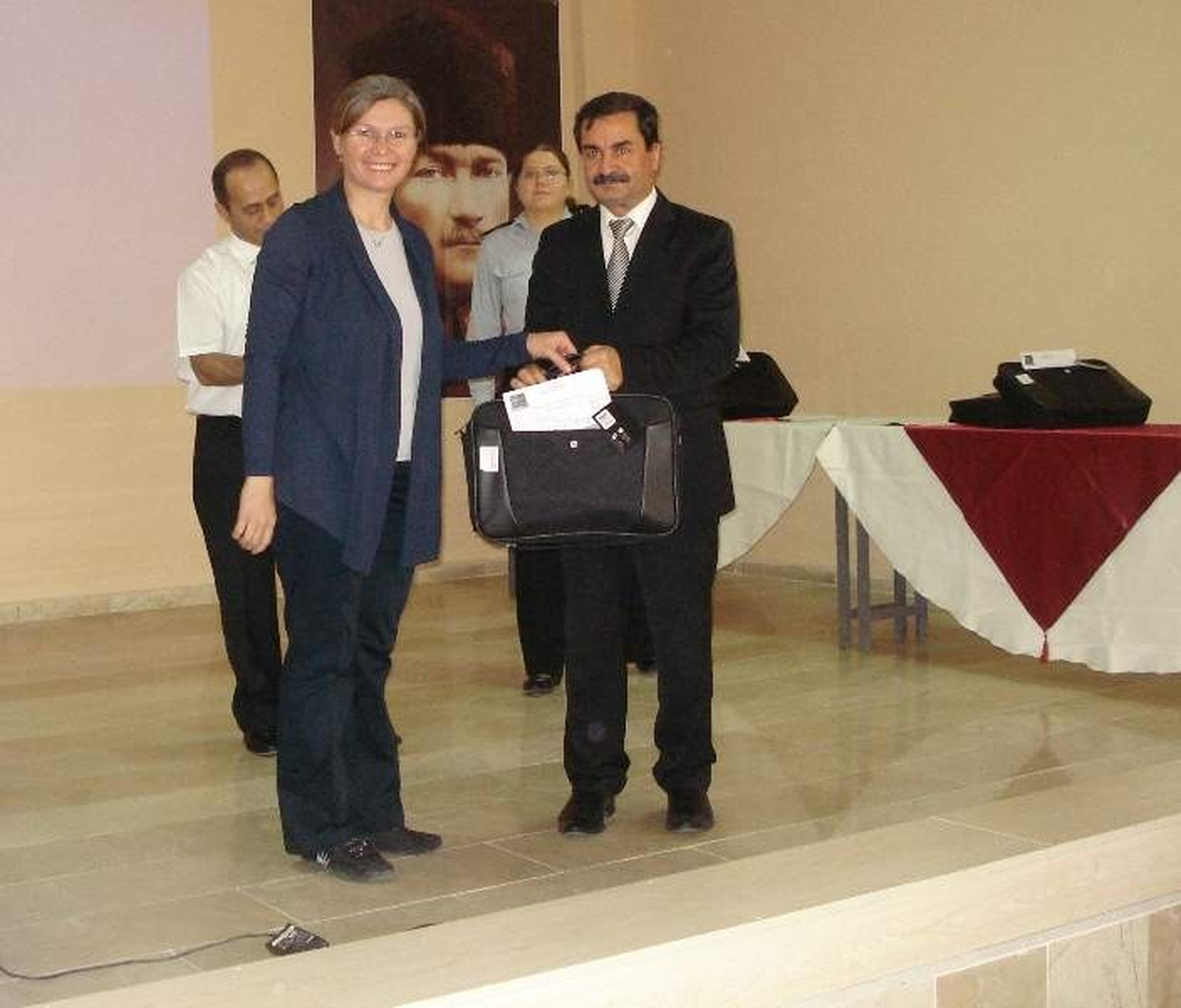 Gediz Myo Personeline Dizüstü Bilgisayar
