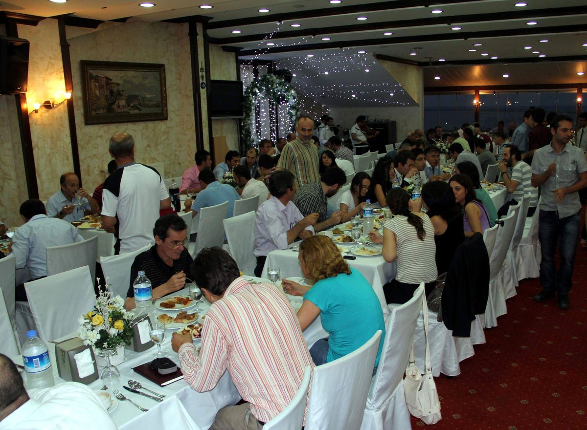 İlkadım Belediyesi\'nden Basın Mensuplarına İftar