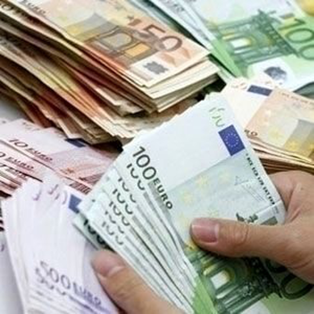 İş Bankası, Euro/Dolar Parite Fonu Çıkardı