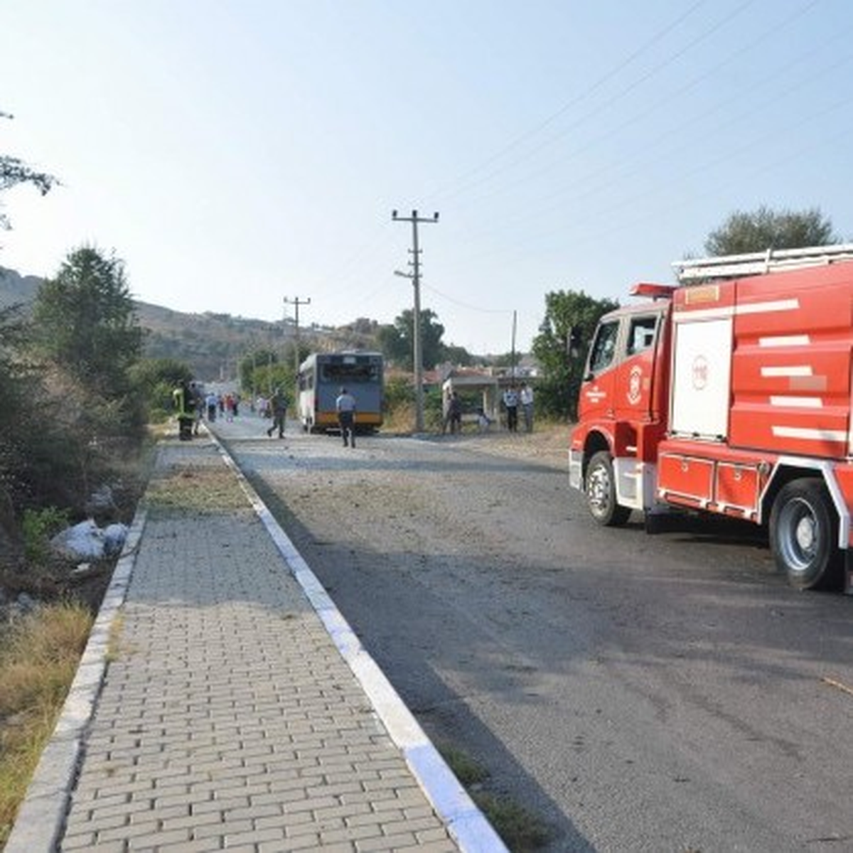 İzmir\'de Askeri Aracın Geçişi Sırasındaki Patlama