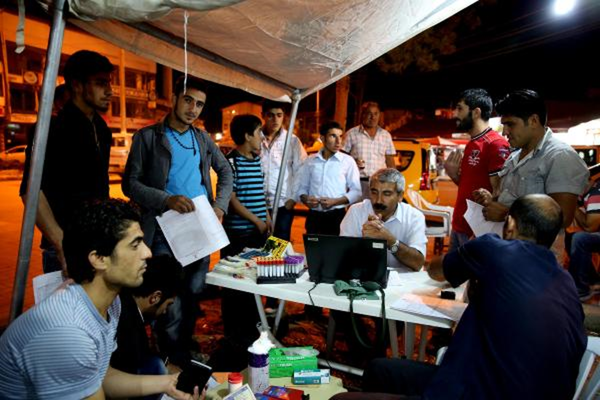 Kızılay\'a Vefa Borçlarını Kan Vererek Ödüyorlar