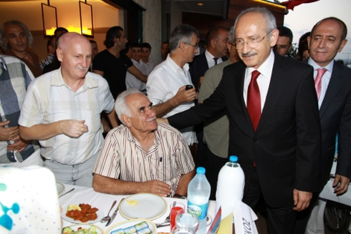 Muhtarlar Ataşehir\'de Buluştu