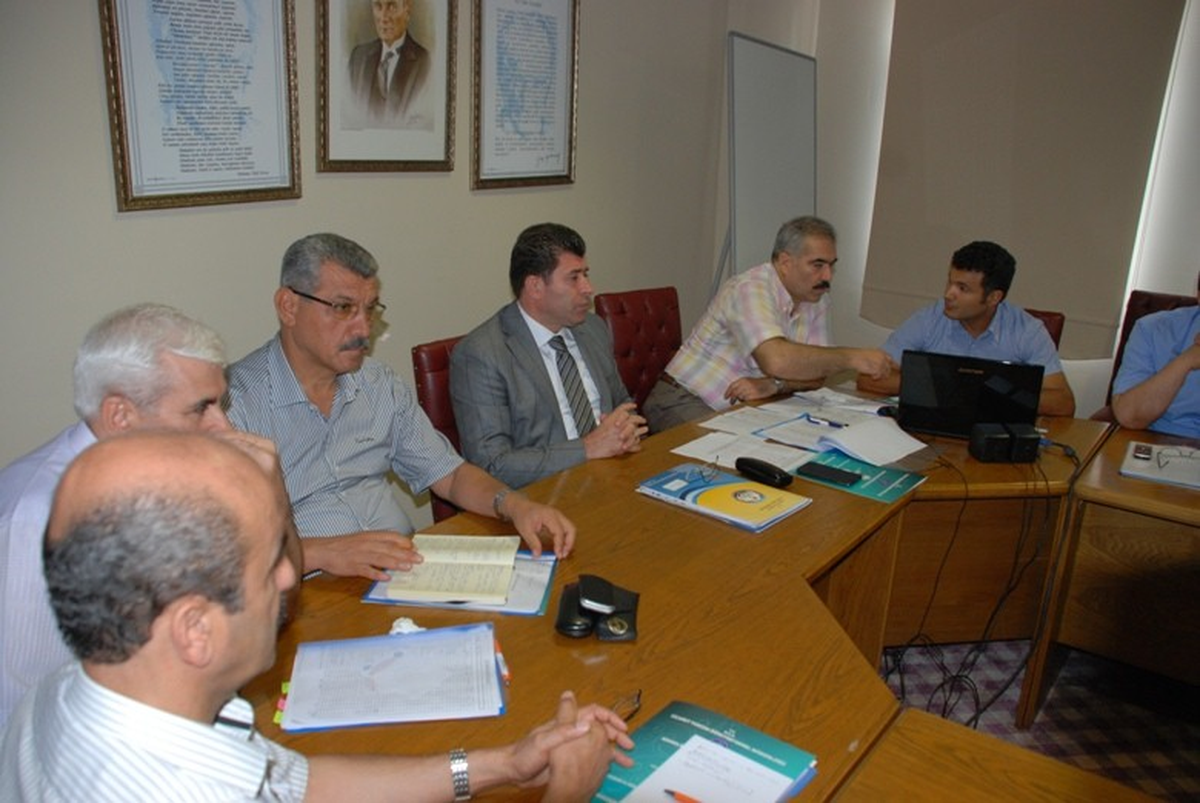 Okul Bahçeleri Duvarla Değil Çiçeklerle Ayrılacak