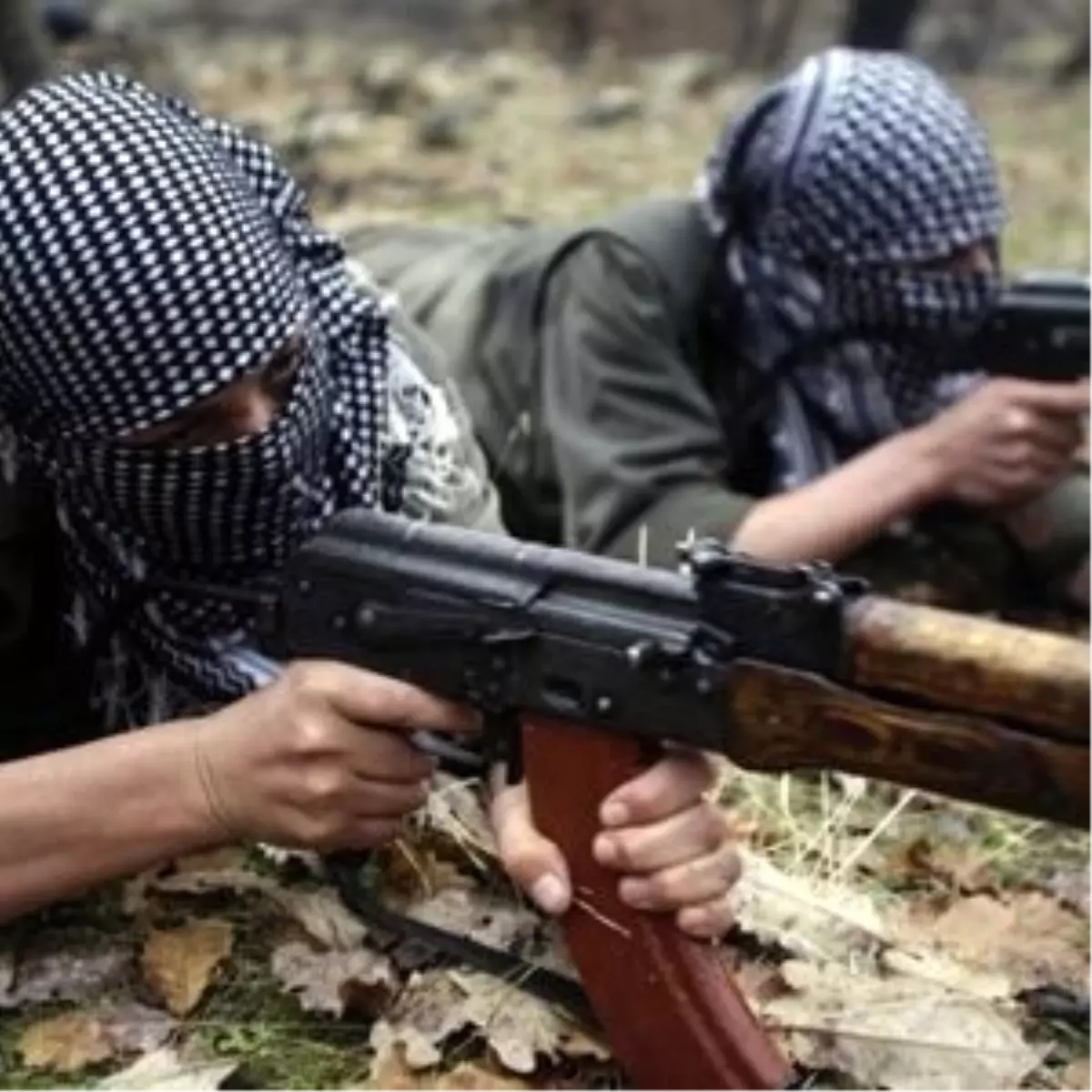 PKK\'lılar Derecik Taburu\'na Havanla Saldırdı