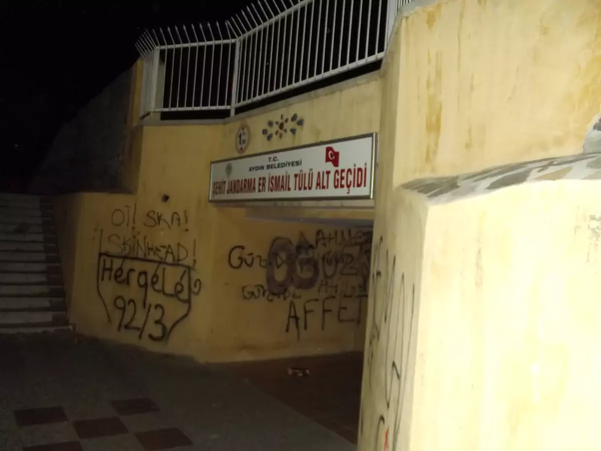 Şehitin İsminin Verildiği Altgeçitin Duvarları İçler Acısı