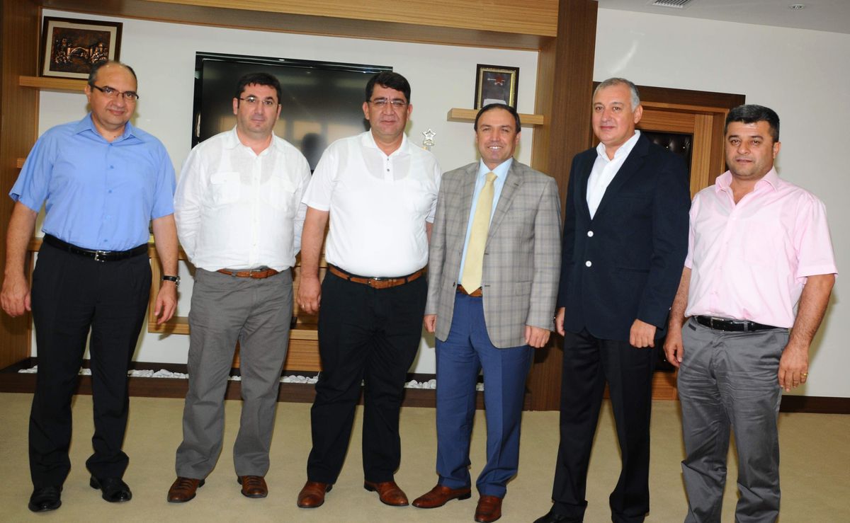 Aesob Yönetimi Rektör Kurtcephe\'yi Ziyaret Etti