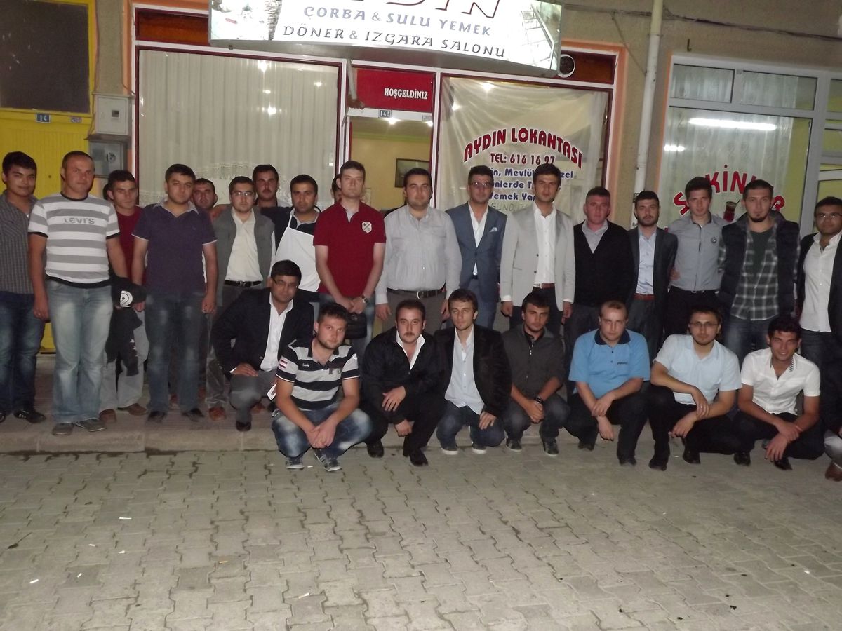 AK Parti Daday Gençlik Kolları Üyeleri Sahur Yemeğinde Buluştu