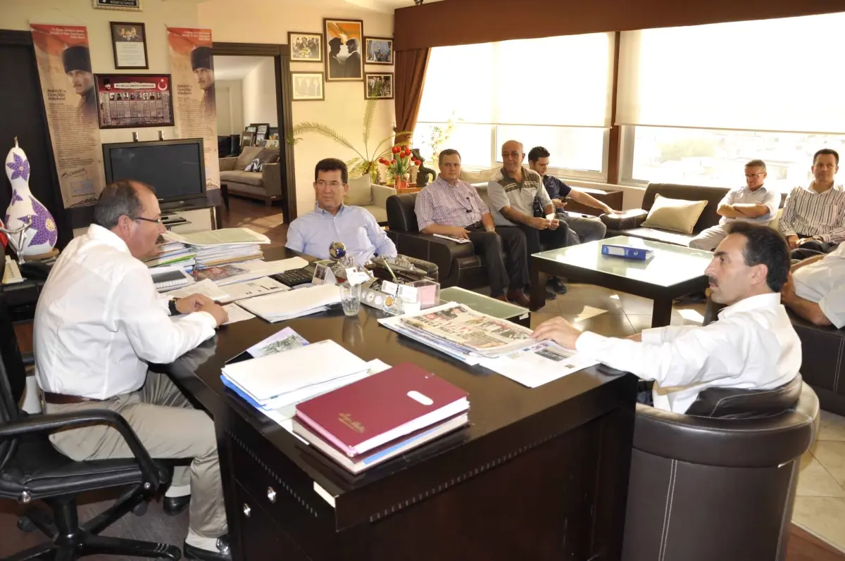 AK Parti\'li Vekilinden CHP\'li Başkana Ziyaret