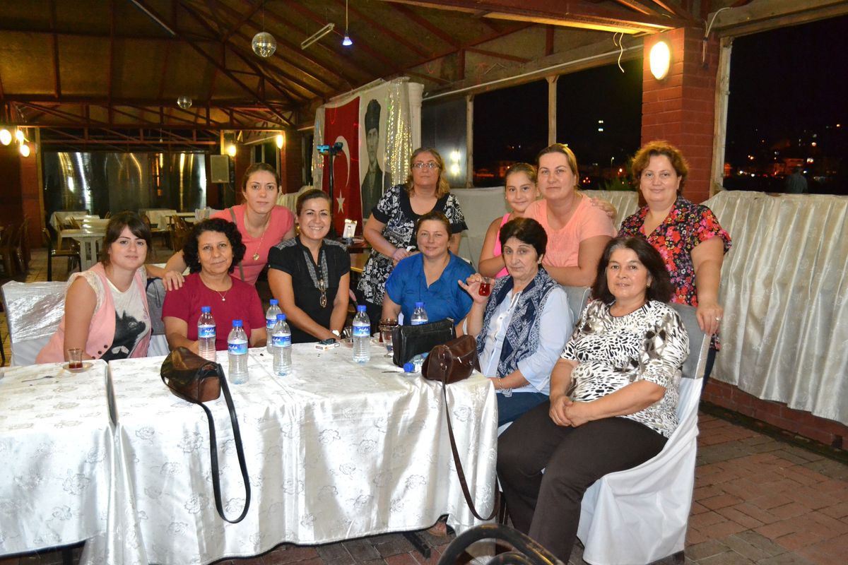 Anneler Derneğinden İftar Yemeği