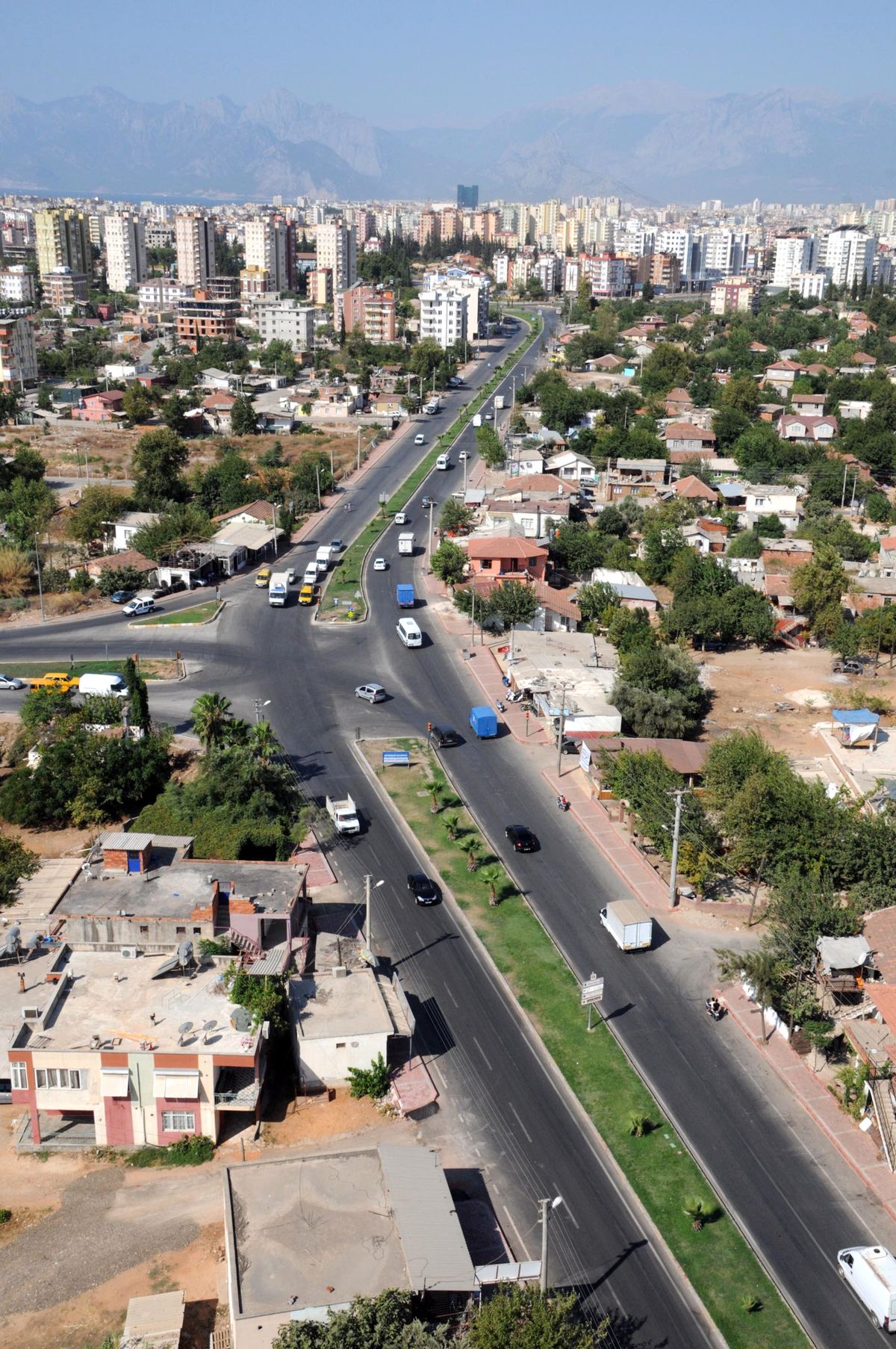 Aşık Veysel Caddesi\'nde Çalışmalar Tamamlandı