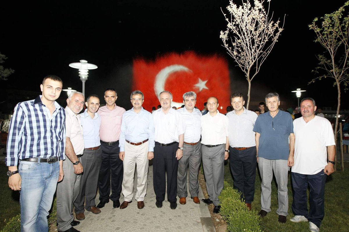Aygün\'den Kent Meydanı\'na Övgü