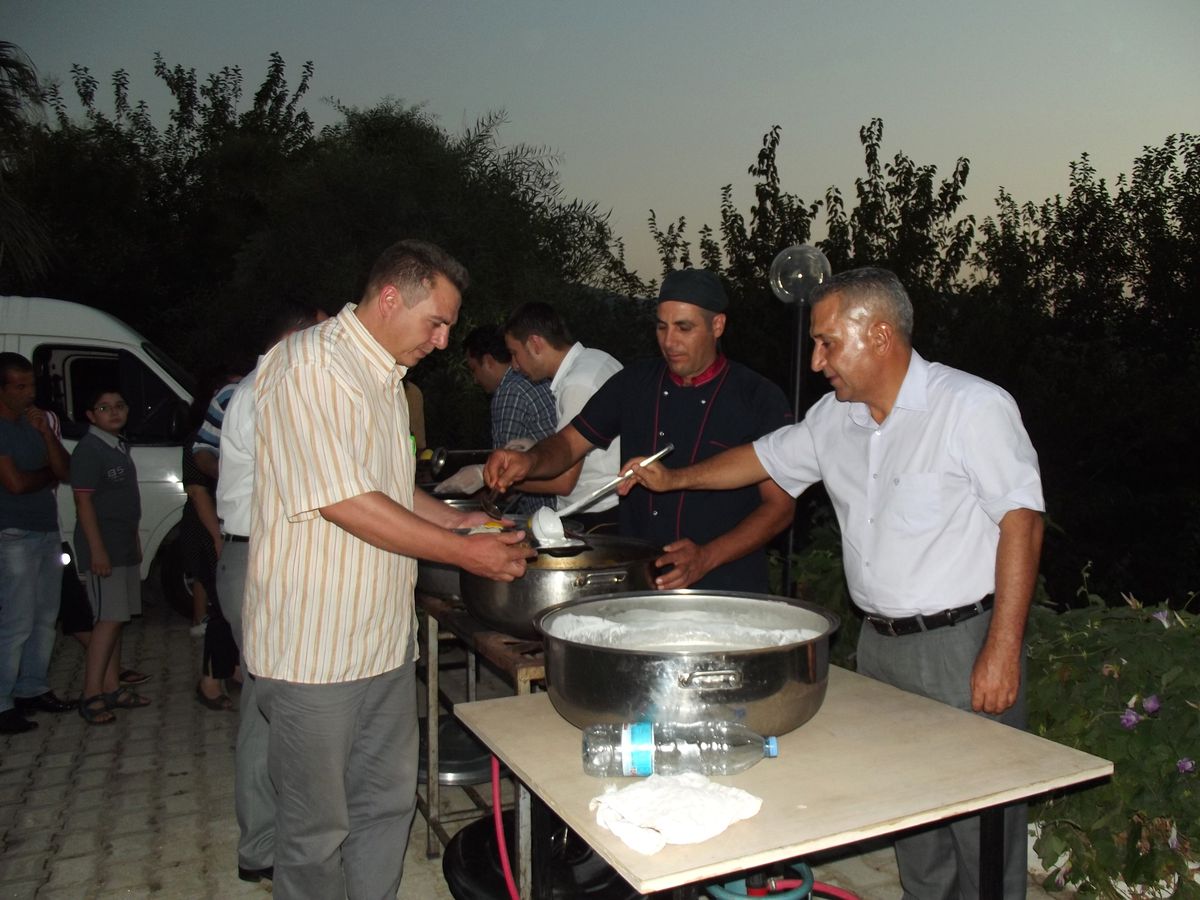 AYTO 10. İftar Sofrasını Koçarlı\'da Kurdu