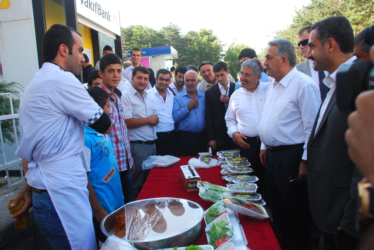 Bakan Yazıcı Tatvan\'da