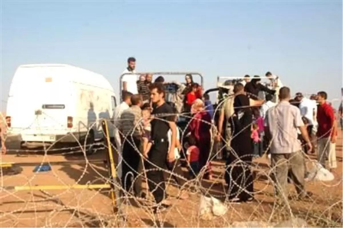 Bin 507 Suriyeli Daha Türkiye\'ye Sığındı