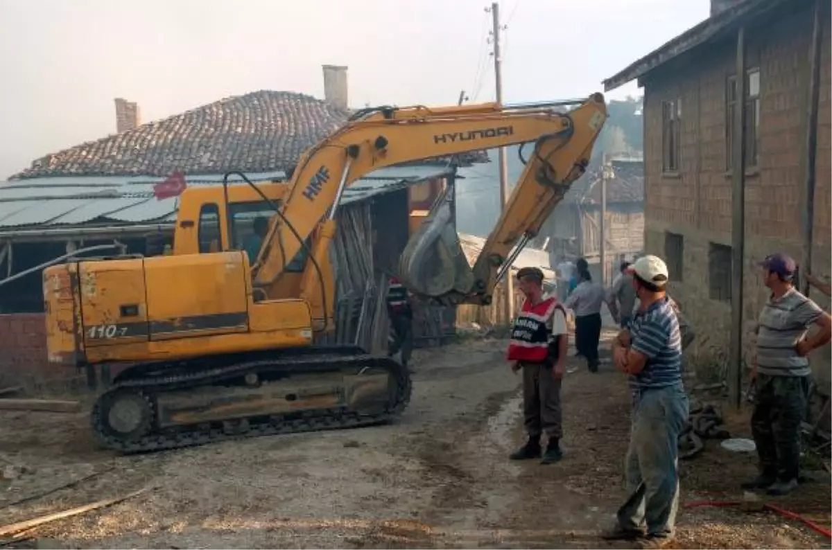 Bolu'da Köy Yangını (2)