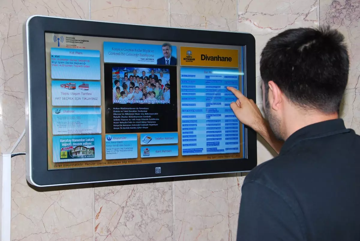 Büyükşehir\'den Elektronik İlan Panosu