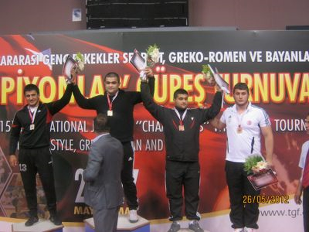 Büyükşehirli Genç Güreşçiler, Milli Takımda