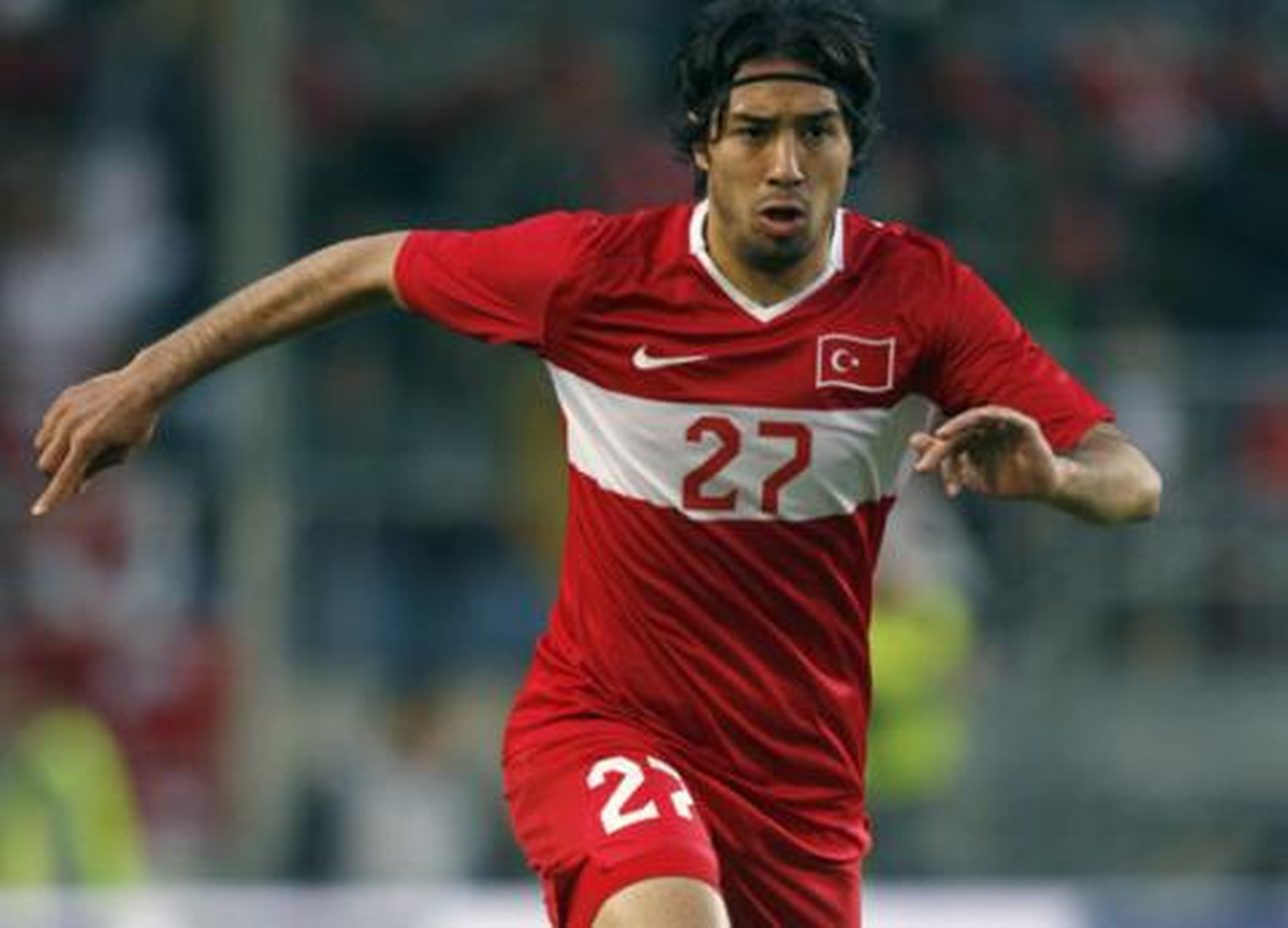 Emre Güngör Medical Park Antalyaspor'da